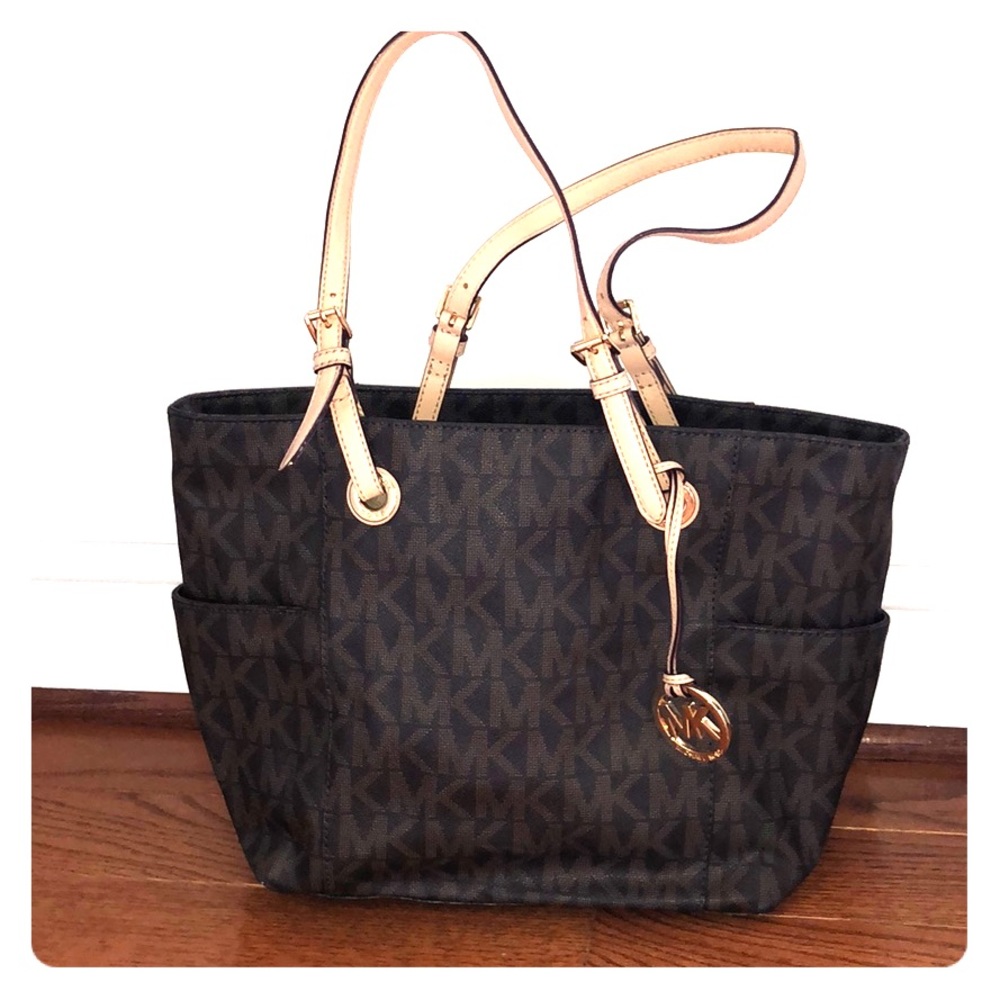 Michael Kors purse